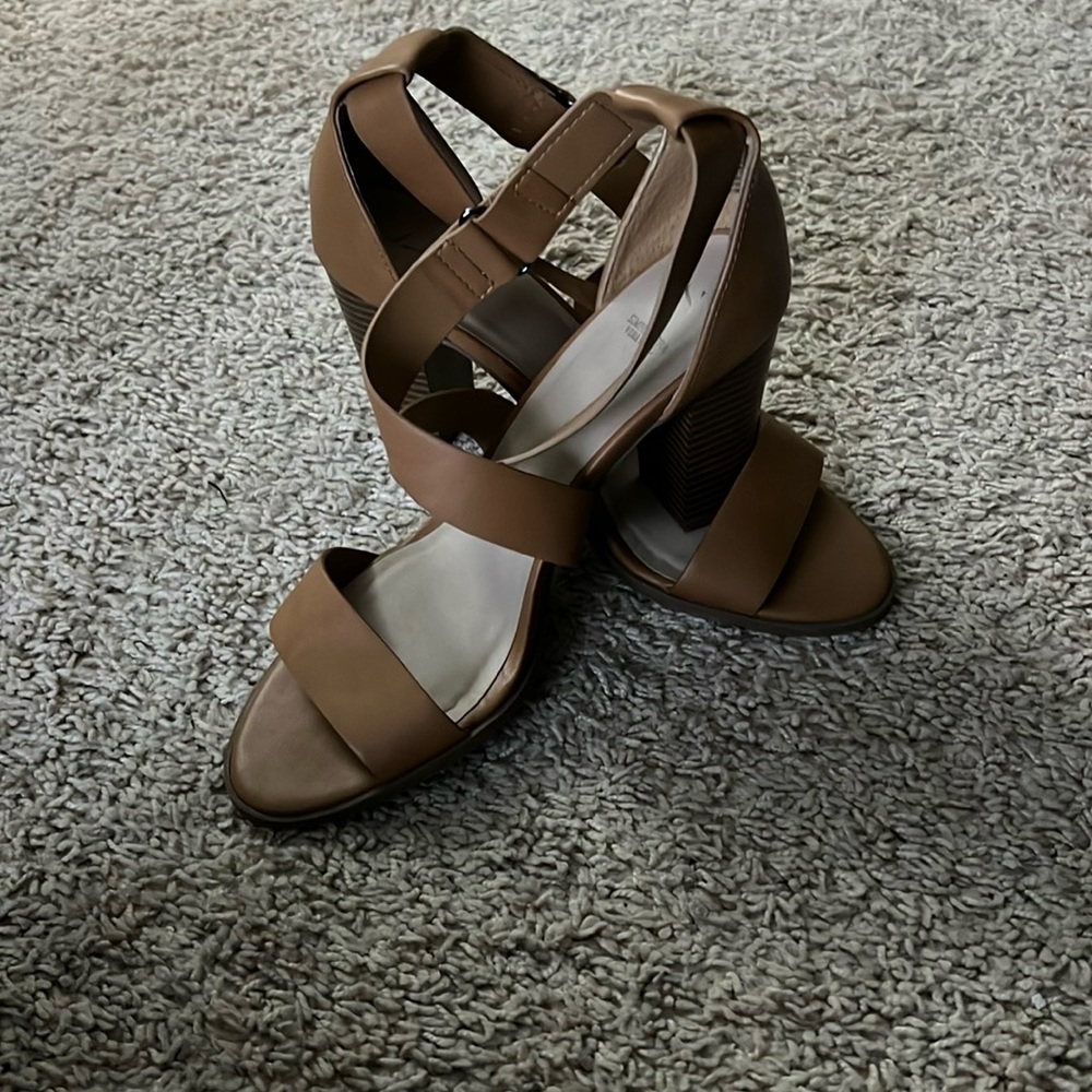 Tan Vera Wang heels